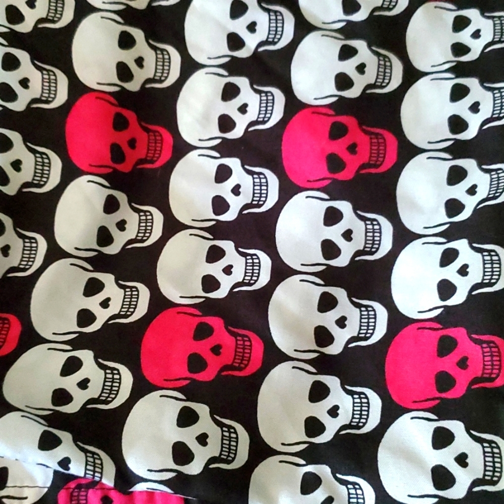 Betsey johnson skulls bed sheet set
